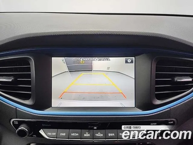 Hyundai Ioniq 2016 — фото 16