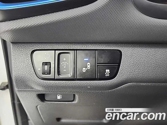 Hyundai Ioniq 2016 — фото 18