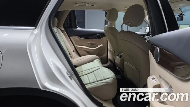 Mercedes-Benz GLC-Class 2019 — фото 12
