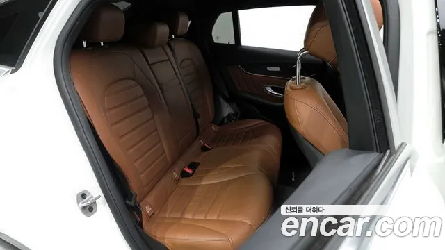 Mercedes-Benz GLC-Class 2023 — фото 11