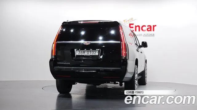 Cadillac Escalade 2016 — фото 4