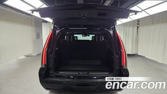 Cadillac Escalade 2016 — фото 20