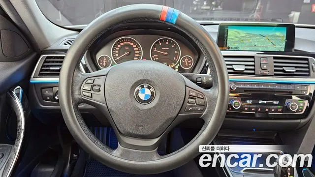 BMW 3-Series 2016 — фото 13