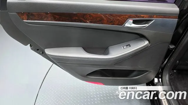 Hyundai Genesis 2016 — фото 15