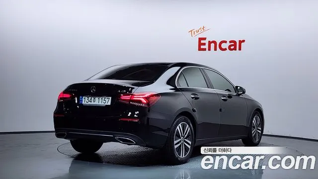 Mercedes-Benz A-Class 2021 — фото 2
