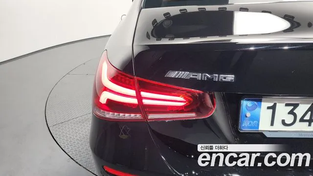 Mercedes-Benz A-Class 2021 — фото 9