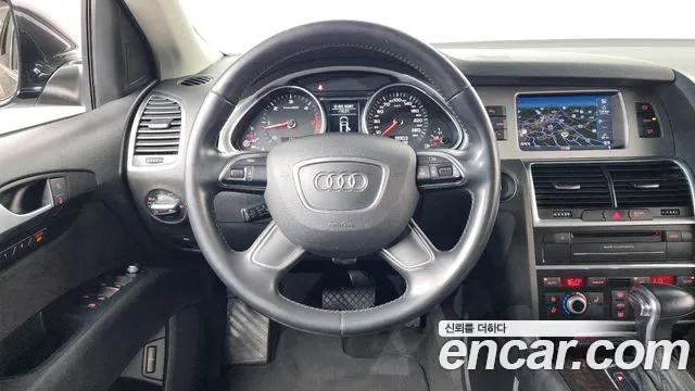 Audi Q7 2015 — фото 13