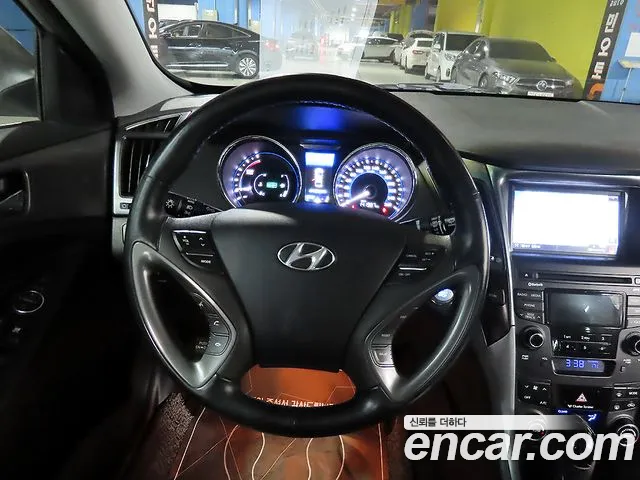 Hyundai Sonata 2014 — фото 11