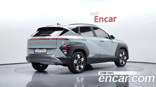 Hyundai Kona 2025 — фото 1