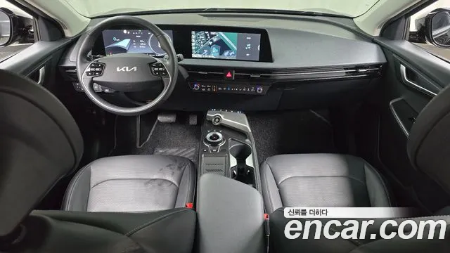 Kia EV6 2022 — фото 10