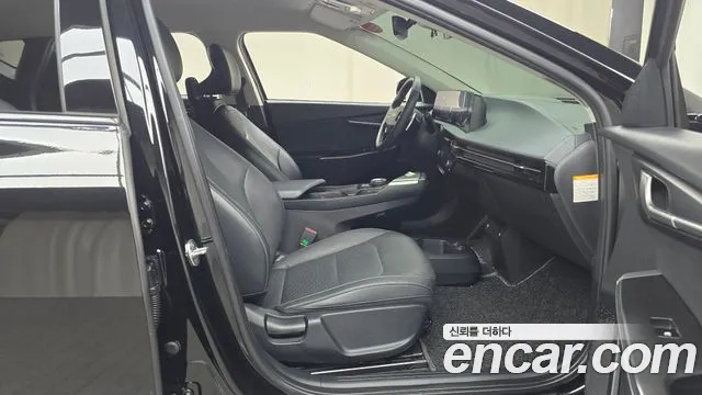 Kia EV6 2022 — фото 13