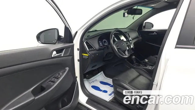 Hyundai Tucson 2018 — фото 10