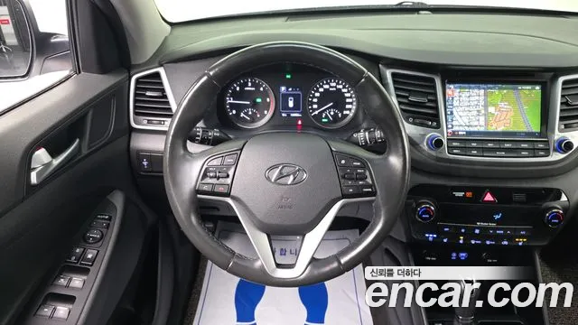 Hyundai Tucson 2018 — фото 15