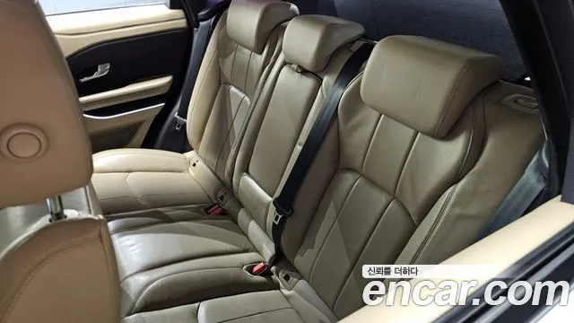 Land Rover Range Rover Evoque 2016 — фото 18