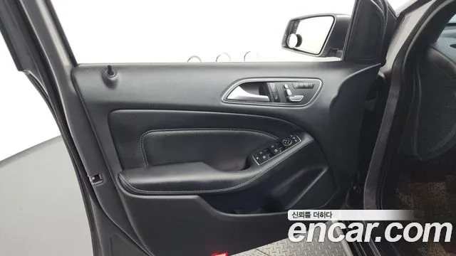Mercedes-Benz B-Class 2018 — фото 14
