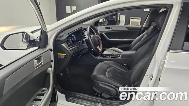 Hyundai Sonata 2019 — фото 10