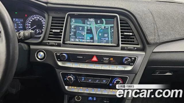 Hyundai Sonata 2019 — фото 14