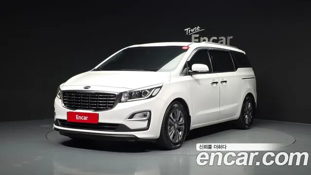 Kia Canival 2020 — фото 1