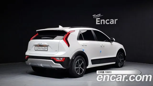 Kia Niro 2022 — фото 2
