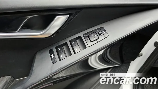 Kia Niro 2022 — фото 20