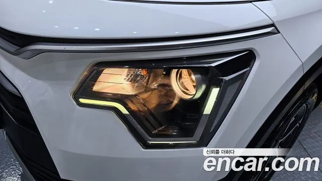 Kia Niro 2022 — фото 8