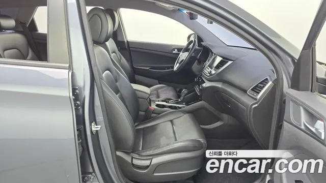 Hyundai Tucson 2018 — фото 12