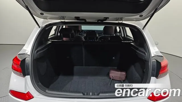 Hyundai i30 2017 — фото 20
