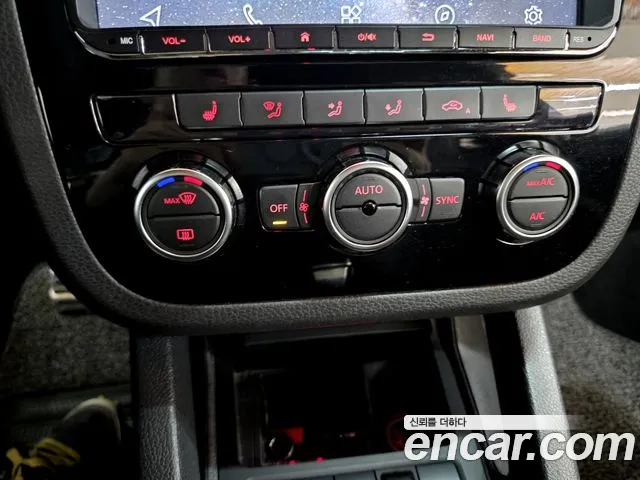 Volkswagen Scirocco 2014 — фото 11