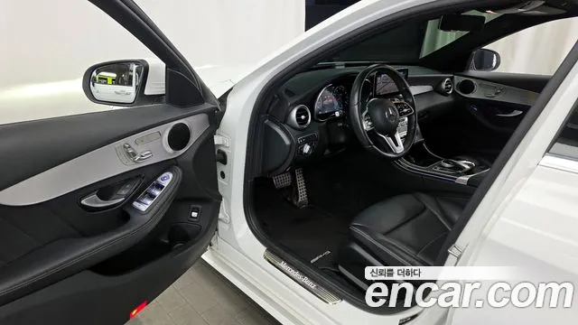 Mercedes-Benz C-Class 2021 — фото 13
