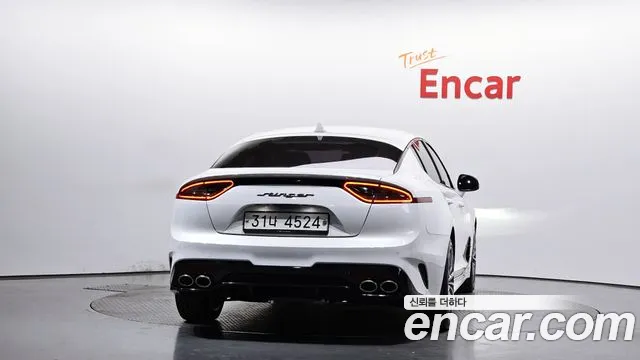 Kia Stinger 2018 — фото 4