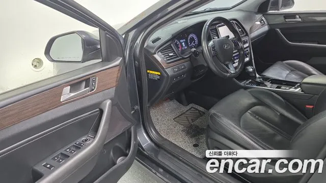 Hyundai Sonata 2018 — фото 11