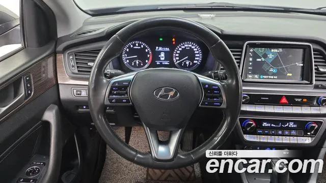 Hyundai Sonata 2018 — фото 14