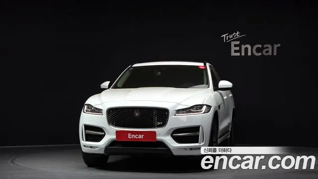 Jaguar F-PACE 2019 — фото 3