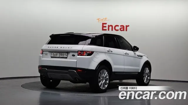 Land Rover Range Rover Evoque 2015 — фото 2