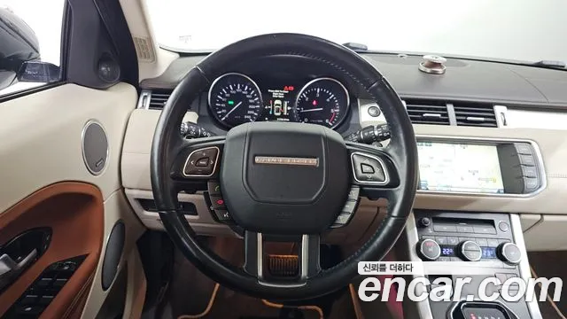 Land Rover Range Rover Evoque 2015 — фото 18
