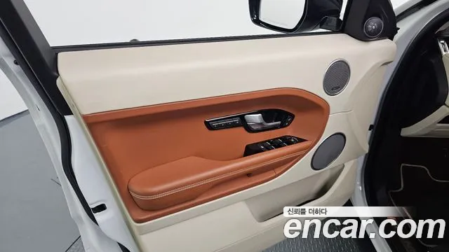 Land Rover Range Rover Evoque 2015 — фото 14