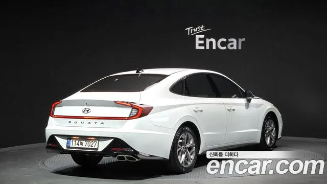 Hyundai Sonata 2022 — фото 2