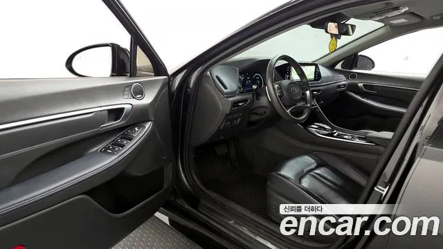 Hyundai Sonata 2021 — фото 10