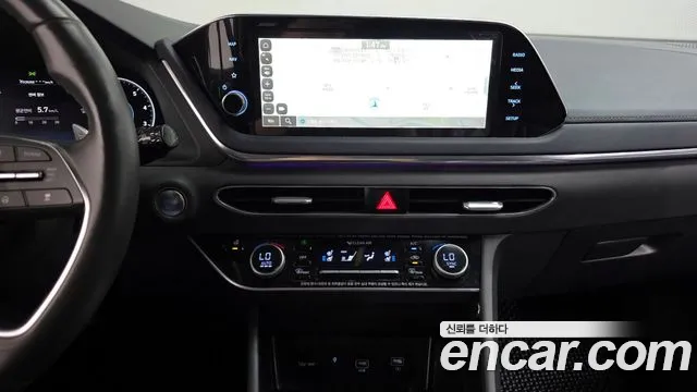 Hyundai Sonata 2021 — фото 14