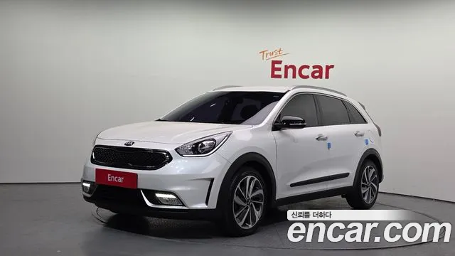 Kia Niro 2017 — фото 1
