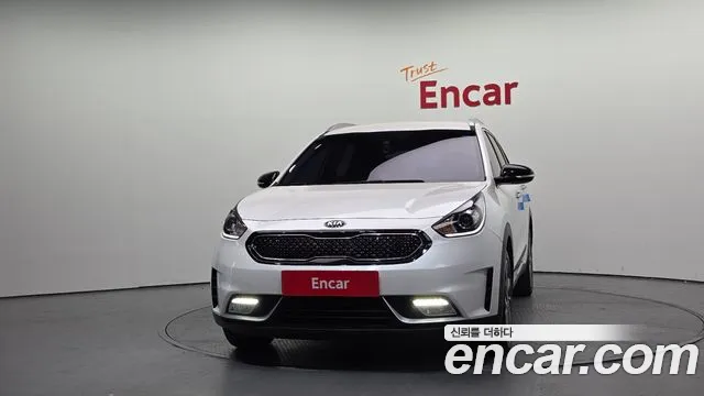 Kia Niro 2017 — фото 3
