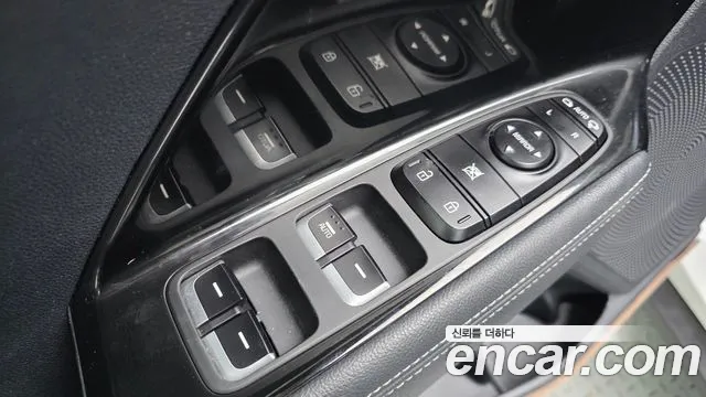 Kia Niro 2017 — фото 12