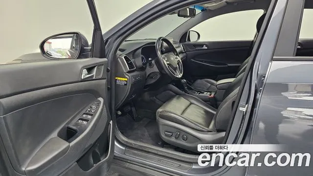 Hyundai Tucson 2019 — фото 12