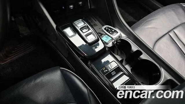 Hyundai Sonata 2021 — фото 11