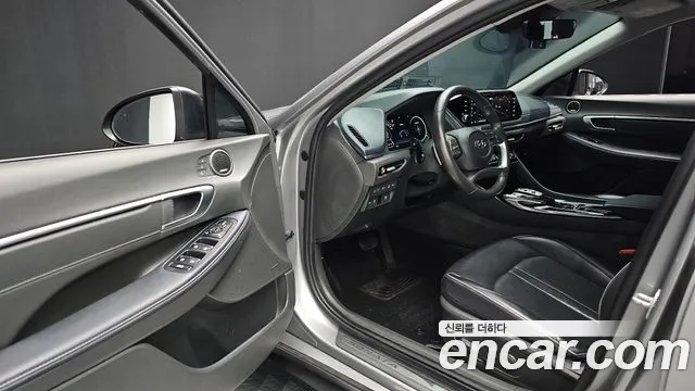 Hyundai Sonata 2021 — фото 16