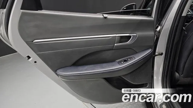Hyundai Sonata 2021 — фото 14
