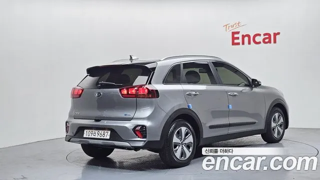 Kia Niro 2020 — фото 2