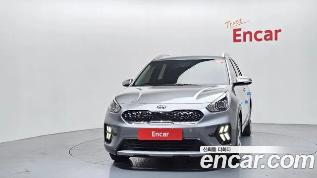 Kia Niro 2020 — фото 3