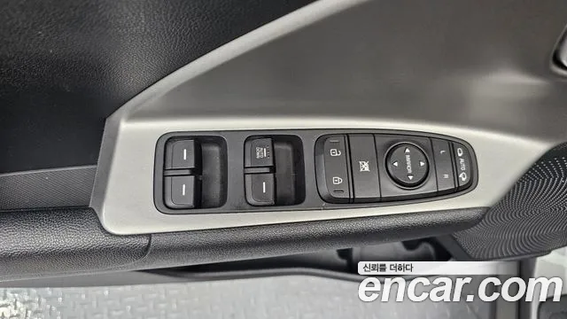 Kia Niro 2020 — фото 20