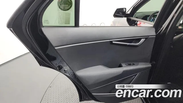 Kia Niro 2022 — фото 15